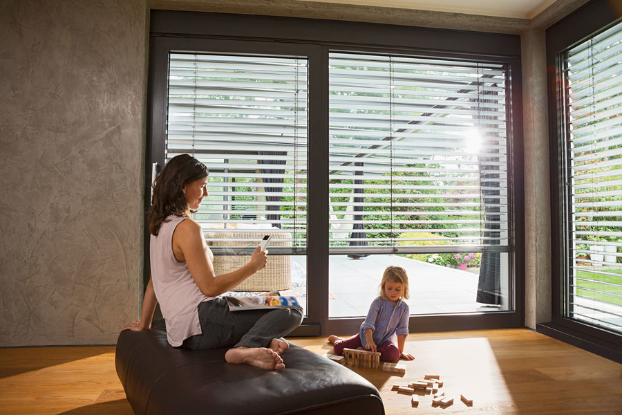 Jalousie mit RTS bedienen